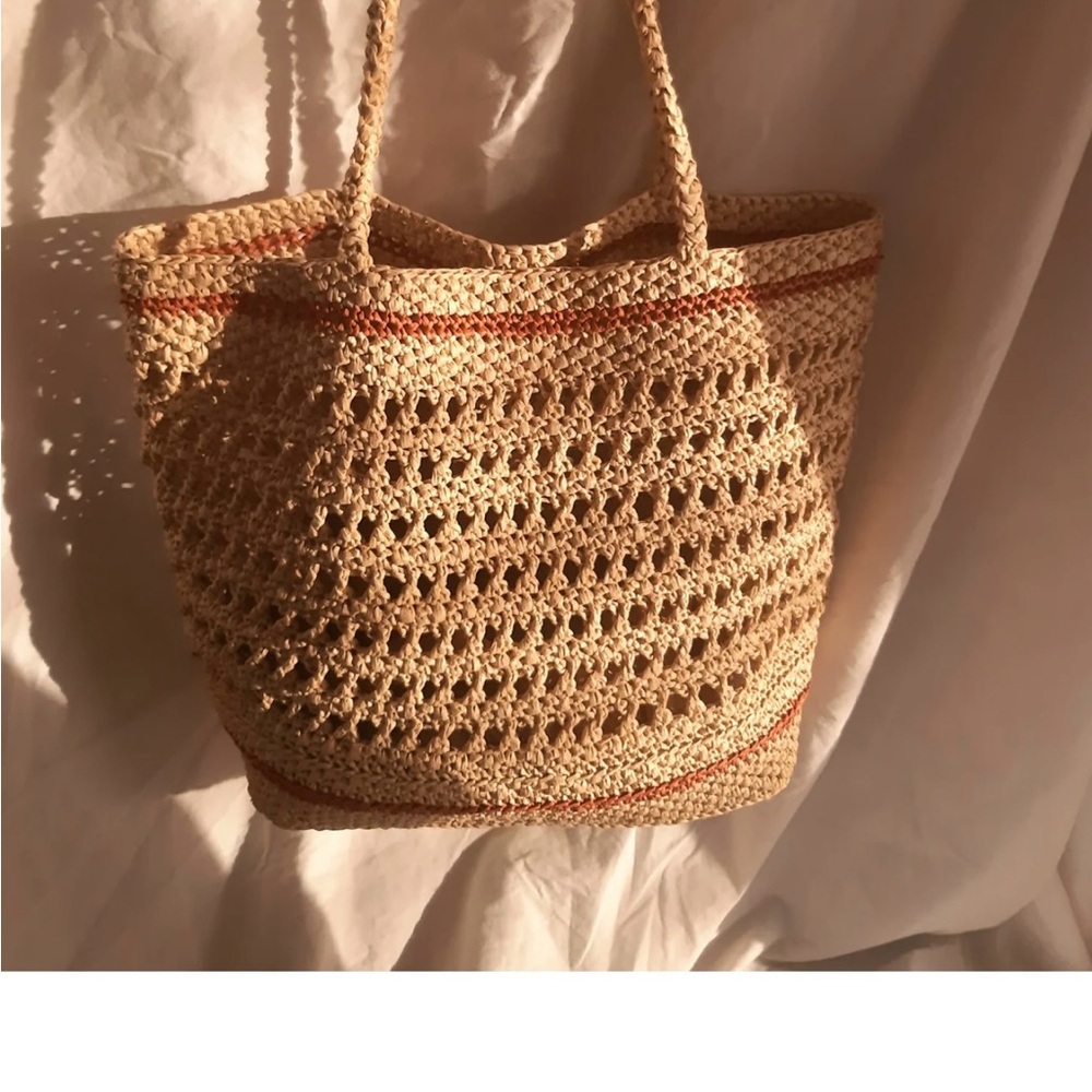 Atelier Kris Handmade Raffia Bag